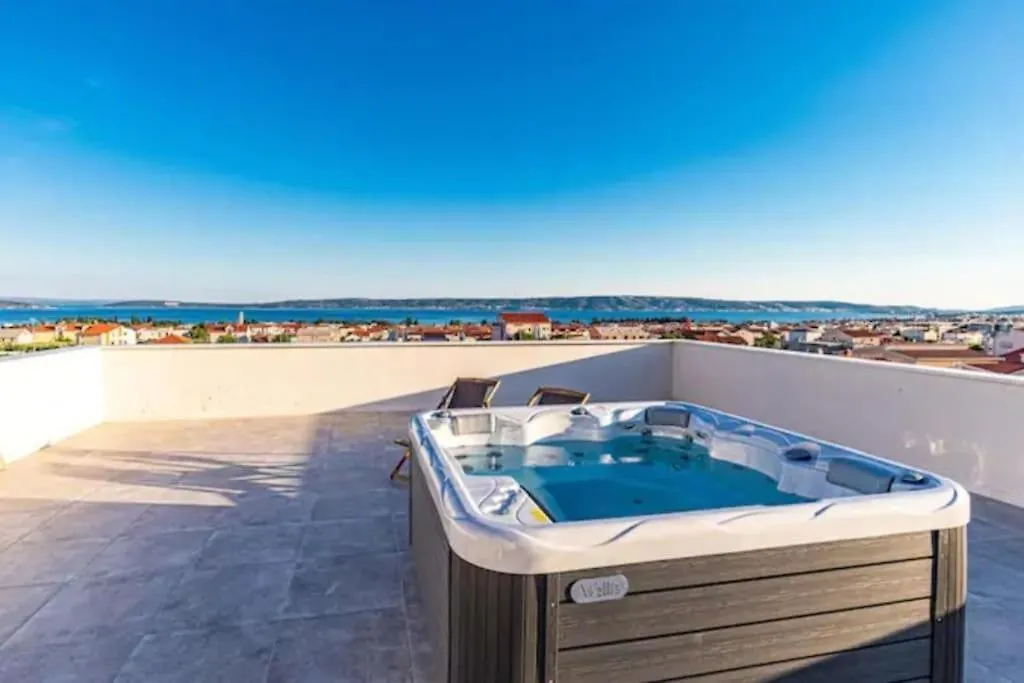 Relax - Apartment Mit Whirlpool Kastela 0*,