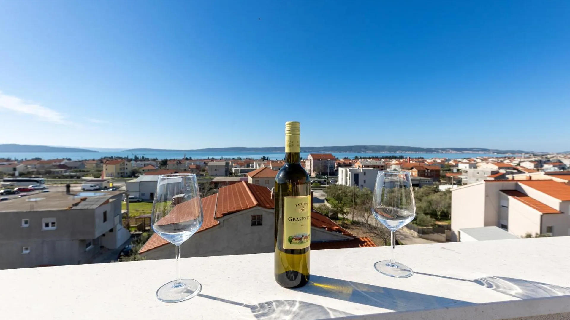 Relax - Apartment Mit Whirlpool Kastela