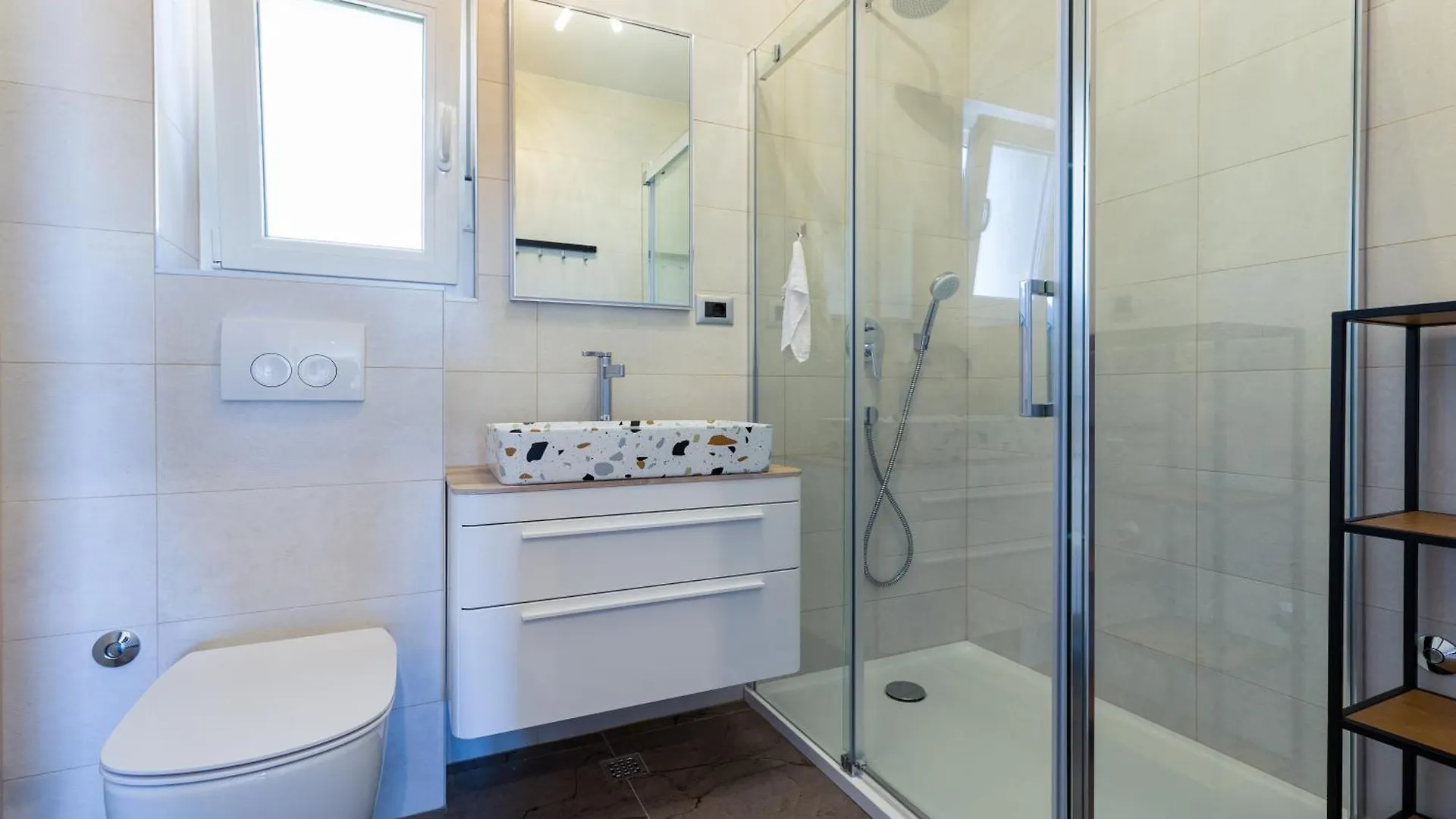 Relax - Apartment Mit Whirlpool Kastela